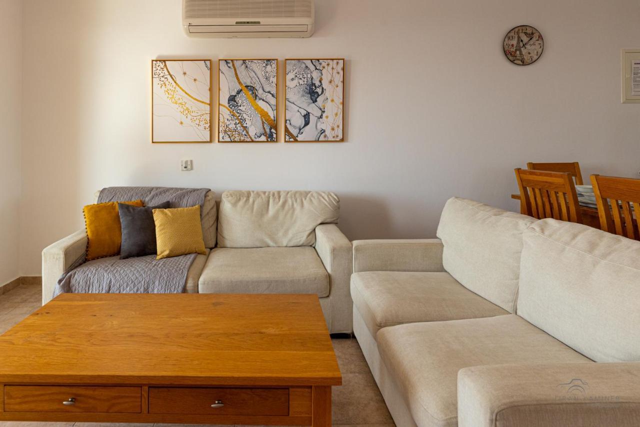 Royal Seacrest Crown-Jewel, 2B, Pools, Sea, Center Apartment Paphos ภายนอก รูปภาพ