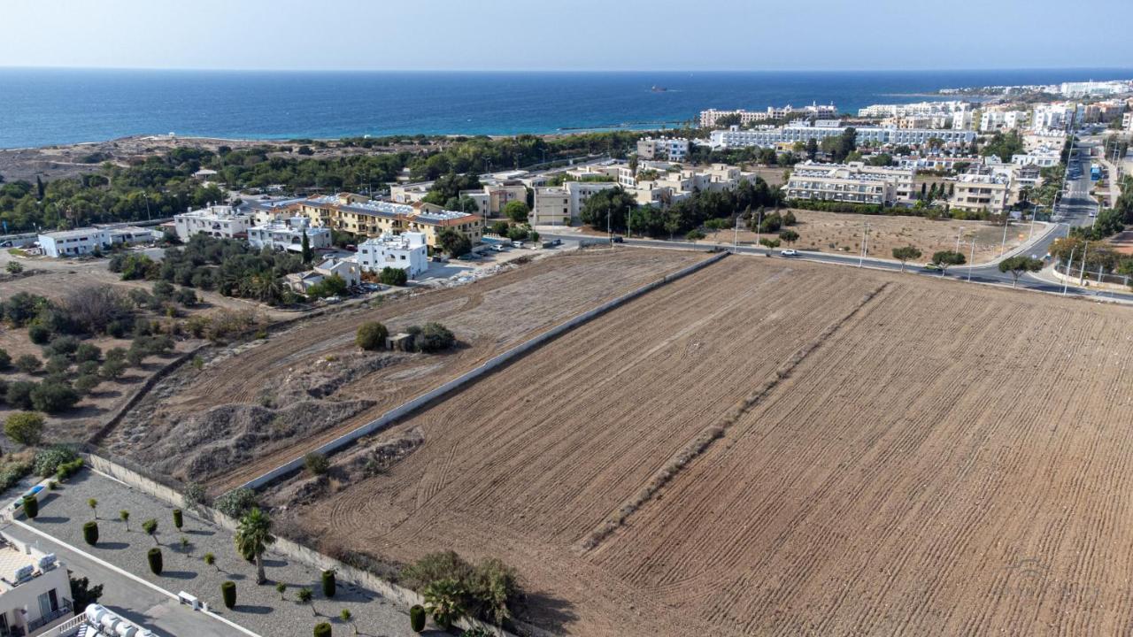 Royal Seacrest Crown-Jewel, 2B, Pools, Sea, Center Apartment Paphos ภายนอก รูปภาพ