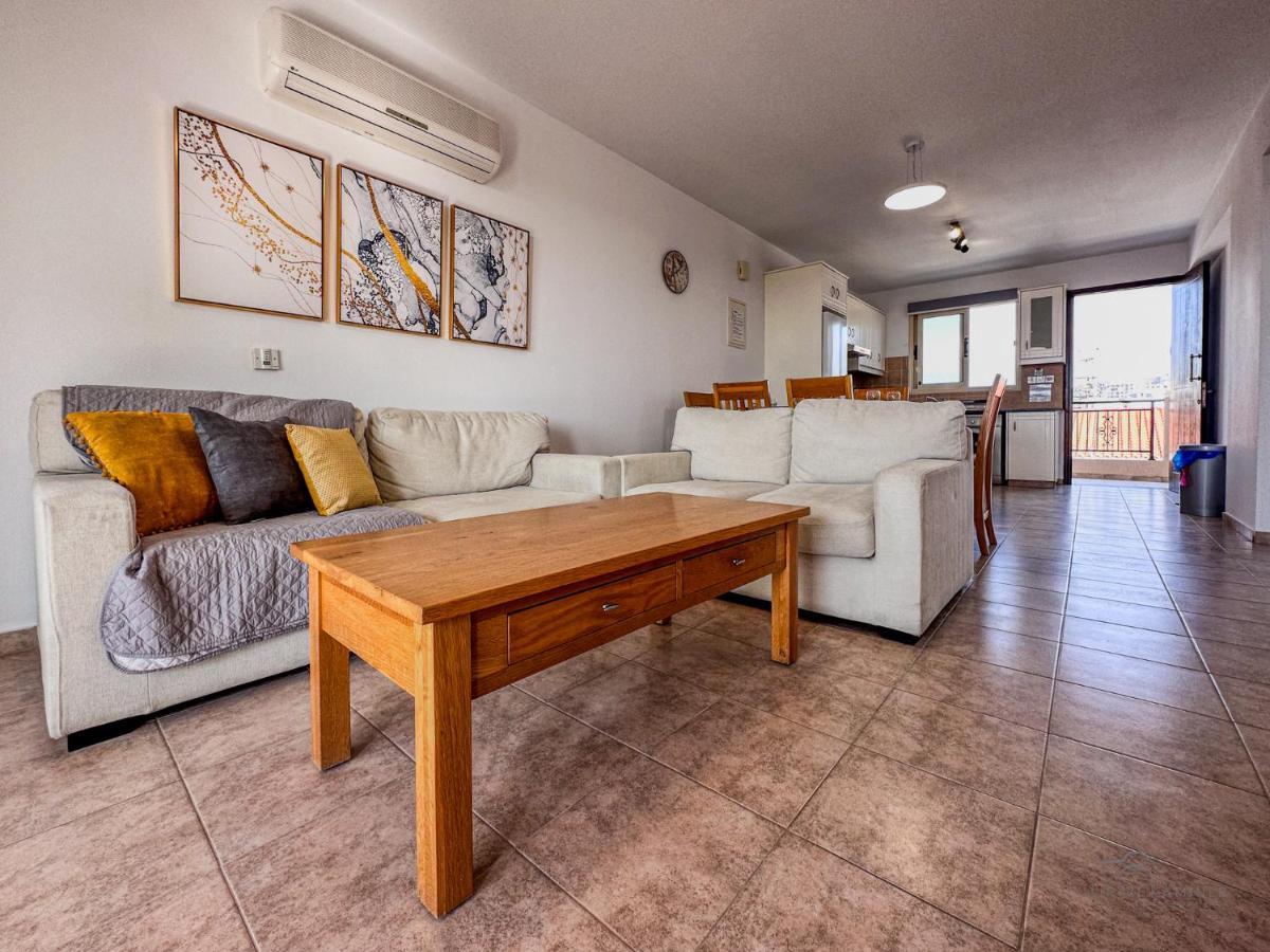 Royal Seacrest Crown-Jewel, 2B, Pools, Sea, Center Apartment Paphos ภายนอก รูปภาพ