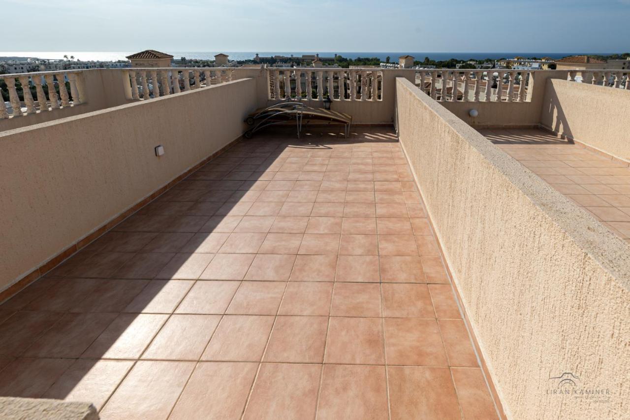 Royal Seacrest Crown-Jewel, 2B, Pools, Sea, Center Apartment Paphos ภายนอก รูปภาพ