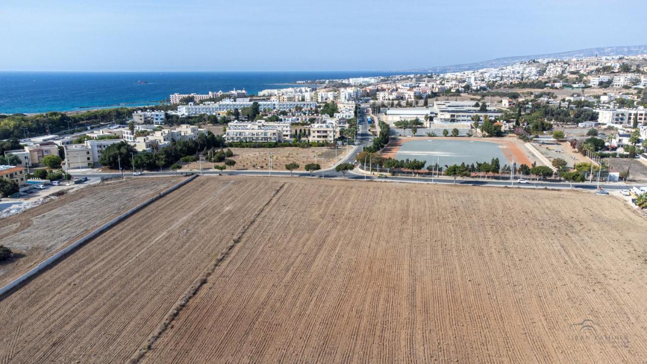 Royal Seacrest Crown-Jewel, 2B, Pools, Sea, Center Apartment Paphos ภายนอก รูปภาพ