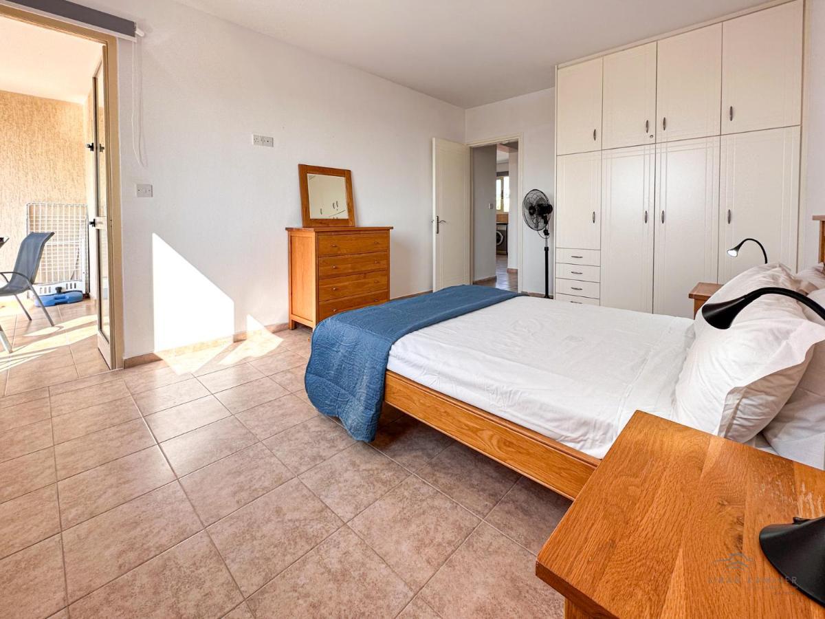Royal Seacrest Crown-Jewel, 2B, Pools, Sea, Center Apartment Paphos ภายนอก รูปภาพ